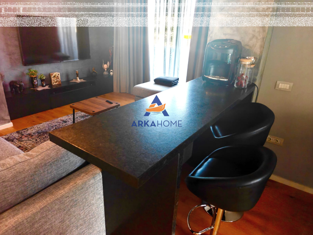 JEPET APARTAMENT ME QERA 2+1+ VERAND "RRUGA E ELBASANIT" 2500 EURO