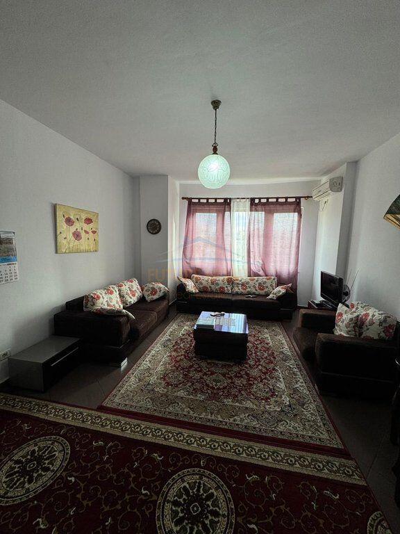 Qera , Apartament 1+1 , Rruga Mine Peza , Tiranë.