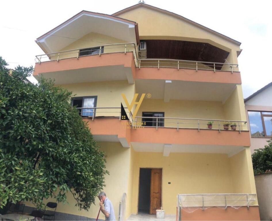 JEPET VILE TRE KATESHE ME QERA NE DON BOSKO 2.000 EURO