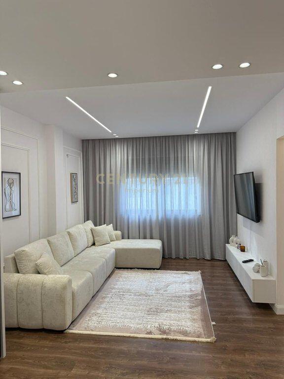 Shitet Apartament 1+1 në Yzberisht – Nela 6