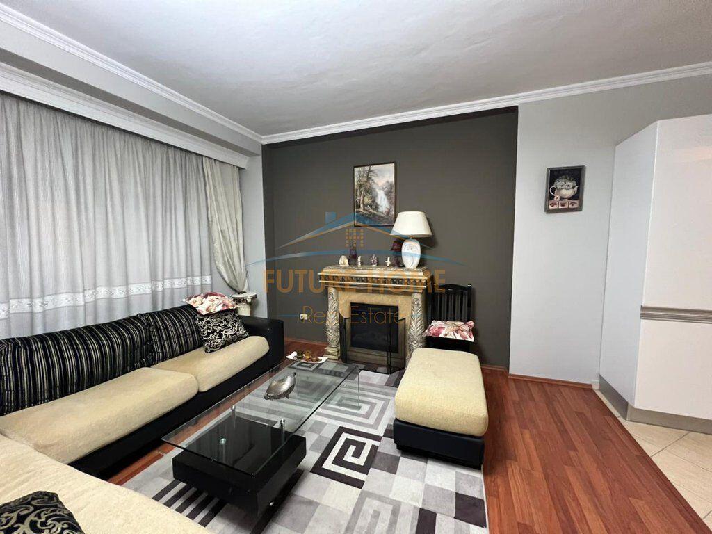 Qera , Apartament 1+1 , Pazari i Ri , Tirane
