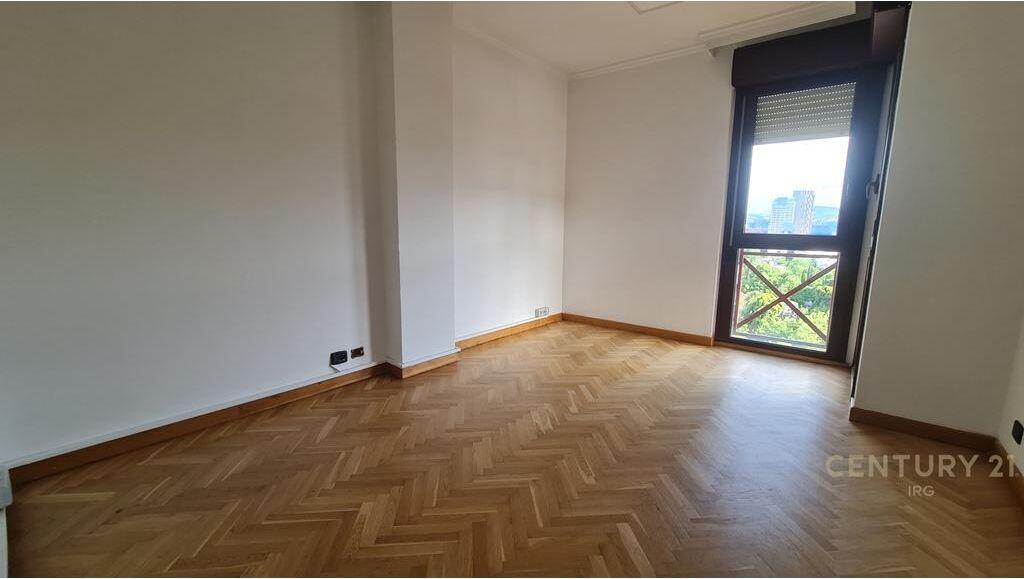 ZYRE TEK TORRE DRINI!