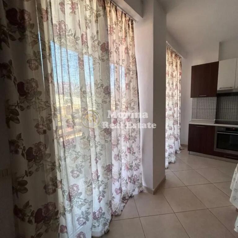 Apartament 2+1, Rr,Kongresi i Manastirit prane Pediatris, 550 Euro/Muaj