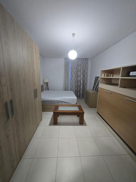 🏡 Jepet me qira apartament 2+1 📍 Rruga e Kavajës