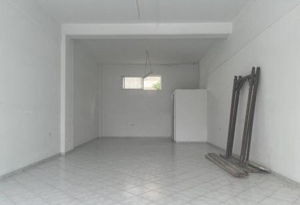 Dyqan Me Qera Prane Bulevardit Bajram Curri (ID BD21760) Tirane