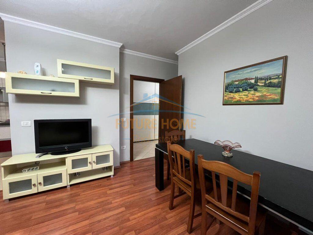 Qera , Apartament 1+1 , Pazari i Ri , Tirane