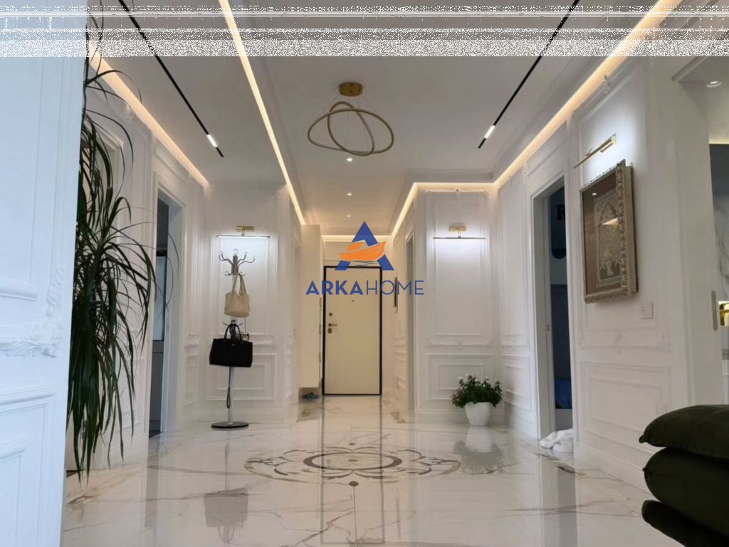 SHITET PENTHOUSE LUKSOZ 4+1+3 BALLKONE+2 POSTE PARKIMI "TE KODRA E DIELLIT" 649.000 EURO