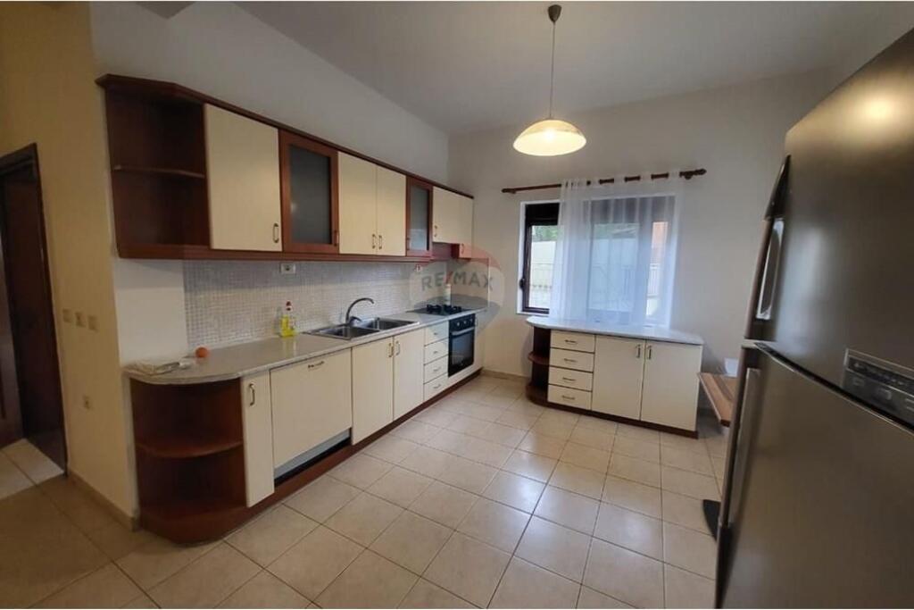 Vilë - Për Qira - Kodra e Priftit, Tiranë ID: 530581008-55