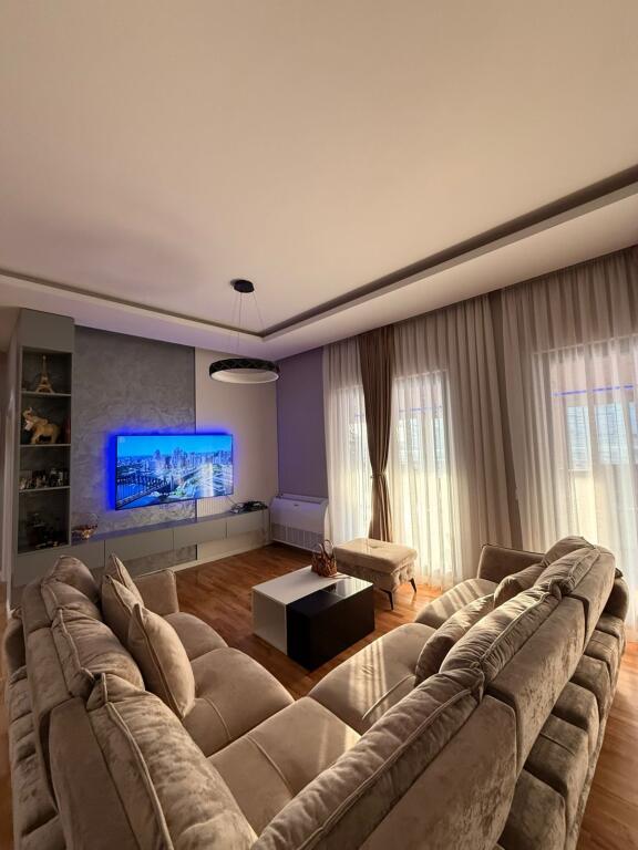 Penthouse for sale 2+2+2, Qesarake, Tirane