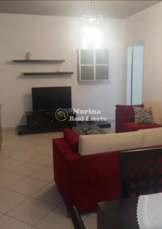 apartament 2+1, Stacioni i Trenit, Rruga Panorama, 600 euro.