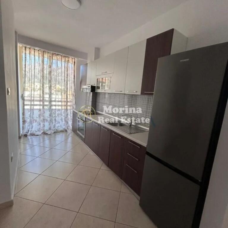 Apartament 2+1, Rr,Kongresi i Manastirit prane Pediatris, 550 Euro/Muaj