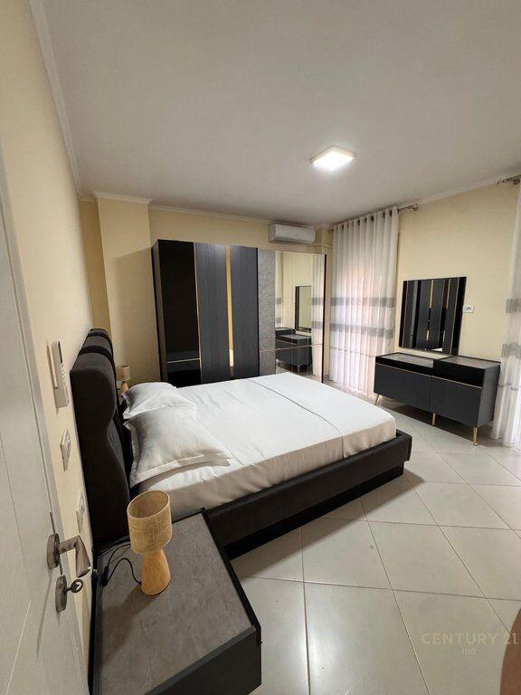 Apartament 2+1 per qira prane Prokurorise se Tiranes