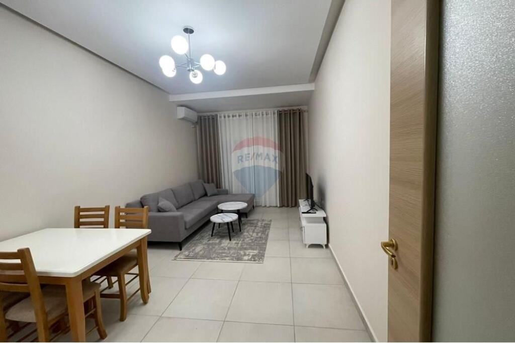 FOR SALE, APARTMENT 1+1, FRESKU, TIRANA !