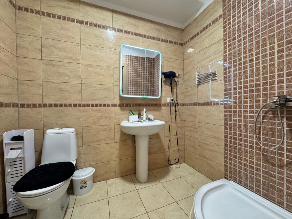 3+1+2 APARTAMENT NE DURRES, PLEPA ROTONDO!