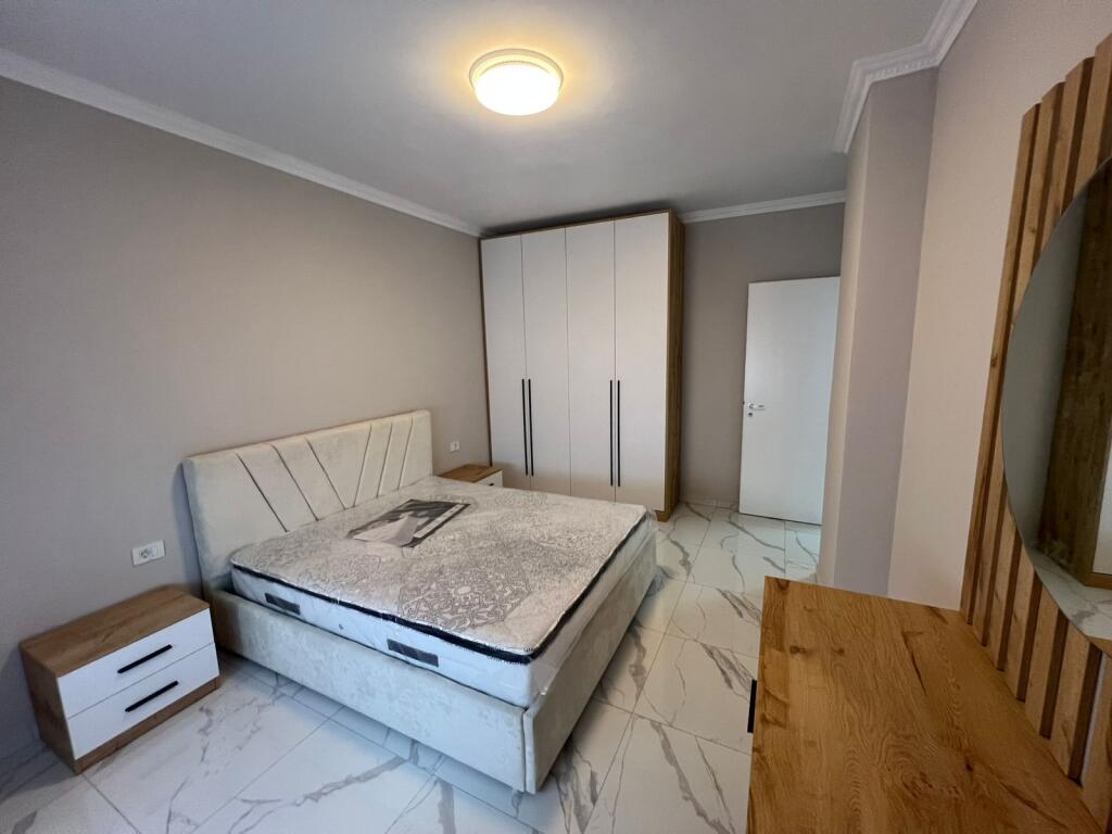 APARTAMENT ME QERA 1+1