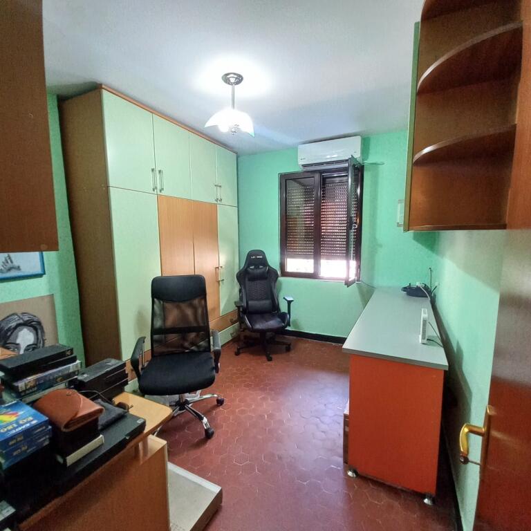 🏠 Jepet me qira: Apartament 2+1 në Myslym Shyr