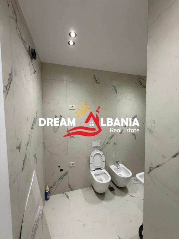 Zyre me qera , Mine Peza (ID 42611390)