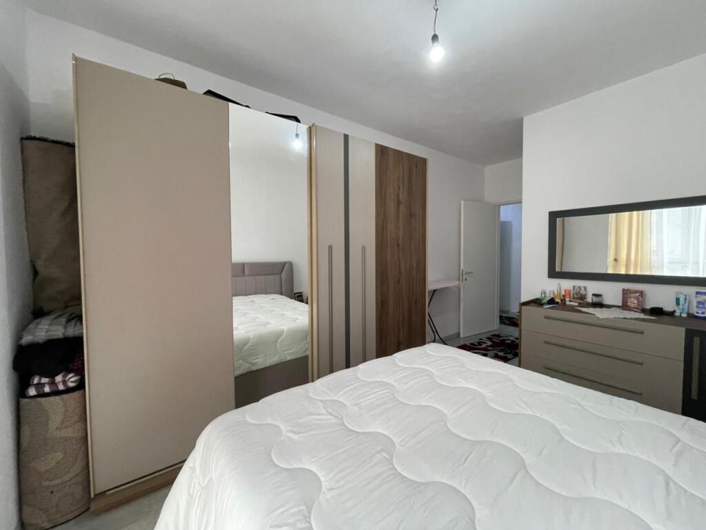 Apartament 2+1 per shitje tek Univers City.