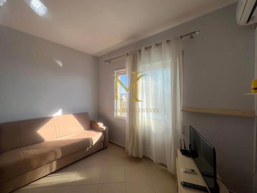 Jepet me qera apartament 1+1  Ne Iliria , Perballe Me Pista iliria !!