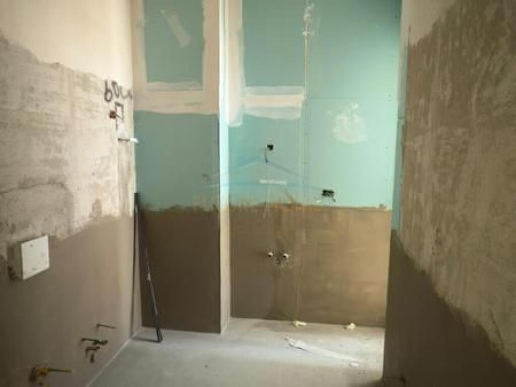 Shitet apartament 2+1+2, Park Avenue, Bulevardi i Ri, Tiranë.