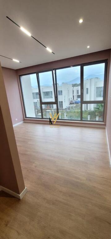 JEPET VILETE DY KATESHE ME QIRA TE LIQENI I THATE, GREEN VALLEY 250.000 LEKE