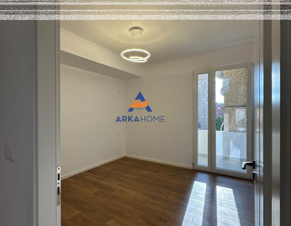 FOR SALE APARTMENT 1+1 "AT KONGRESI I MANASTIRIT STREET" 95,000 EURO