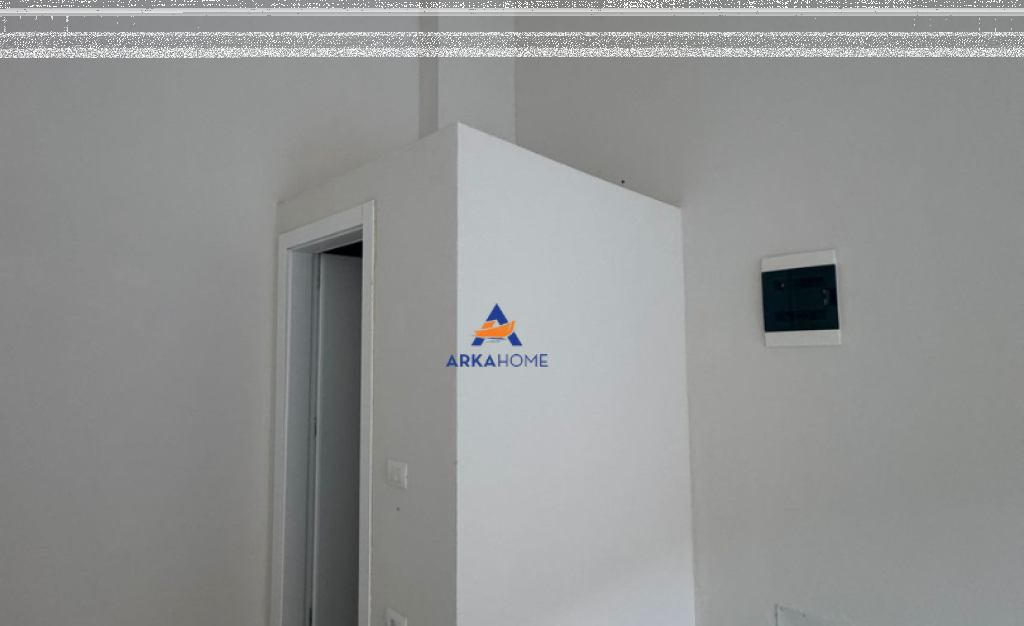 JEPET ME QERA AMBJENT 54M2 "GOLDEN PARK,AMERIKAN 3" 700 EURO