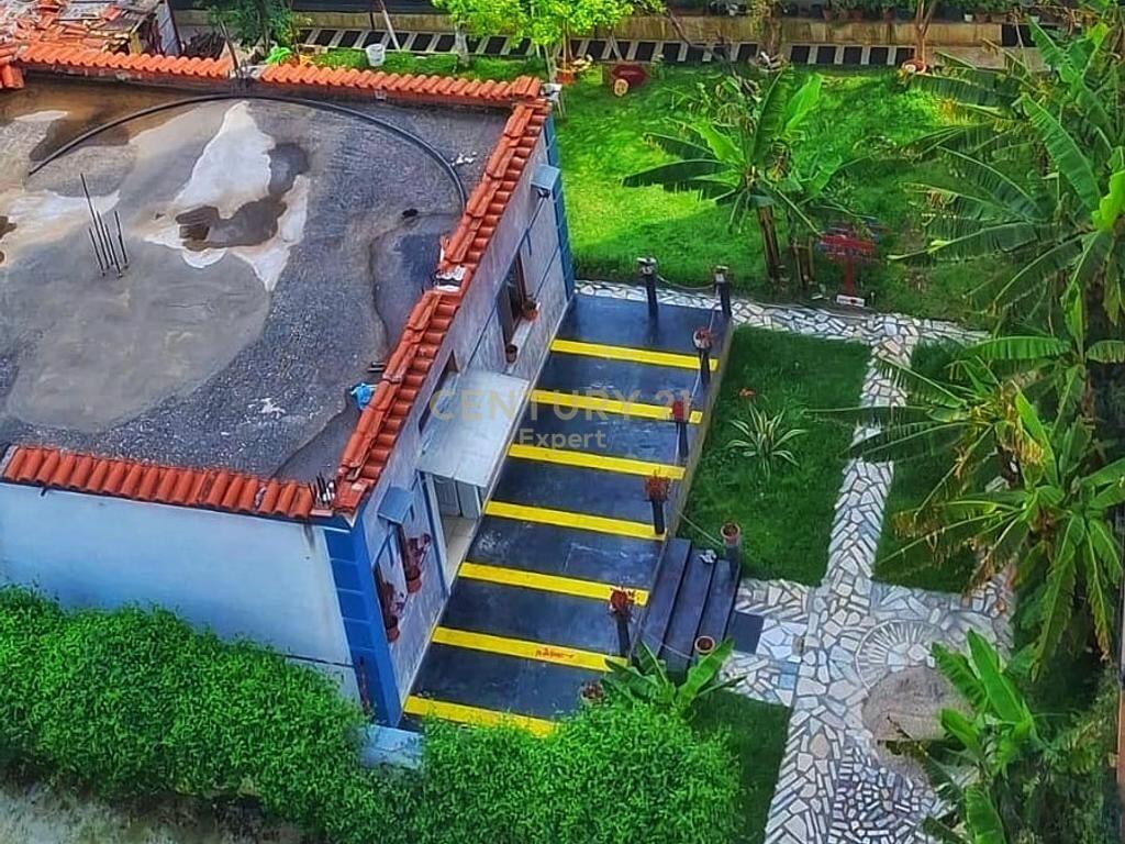 HOUSE WITH LAND FOR SALE!