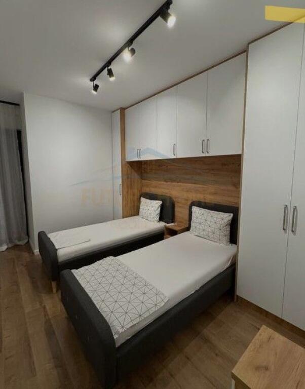 Shitet Apartament 2+1, Arlis – Rruga e Dibrës, pranë Farmacisë 10