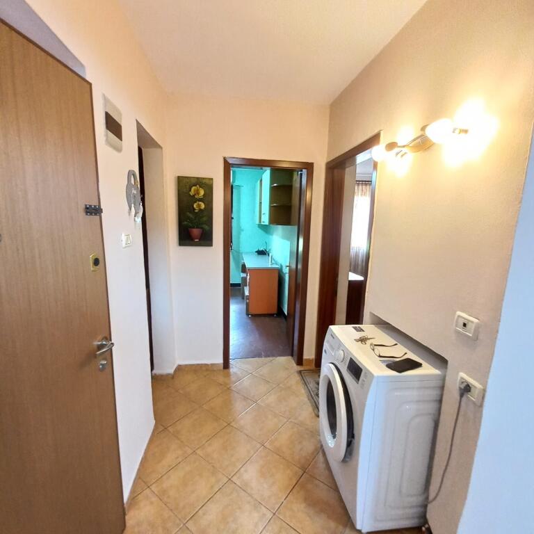 🏠 Jepet me qira: Apartament 2+1 në Myslym Shyr