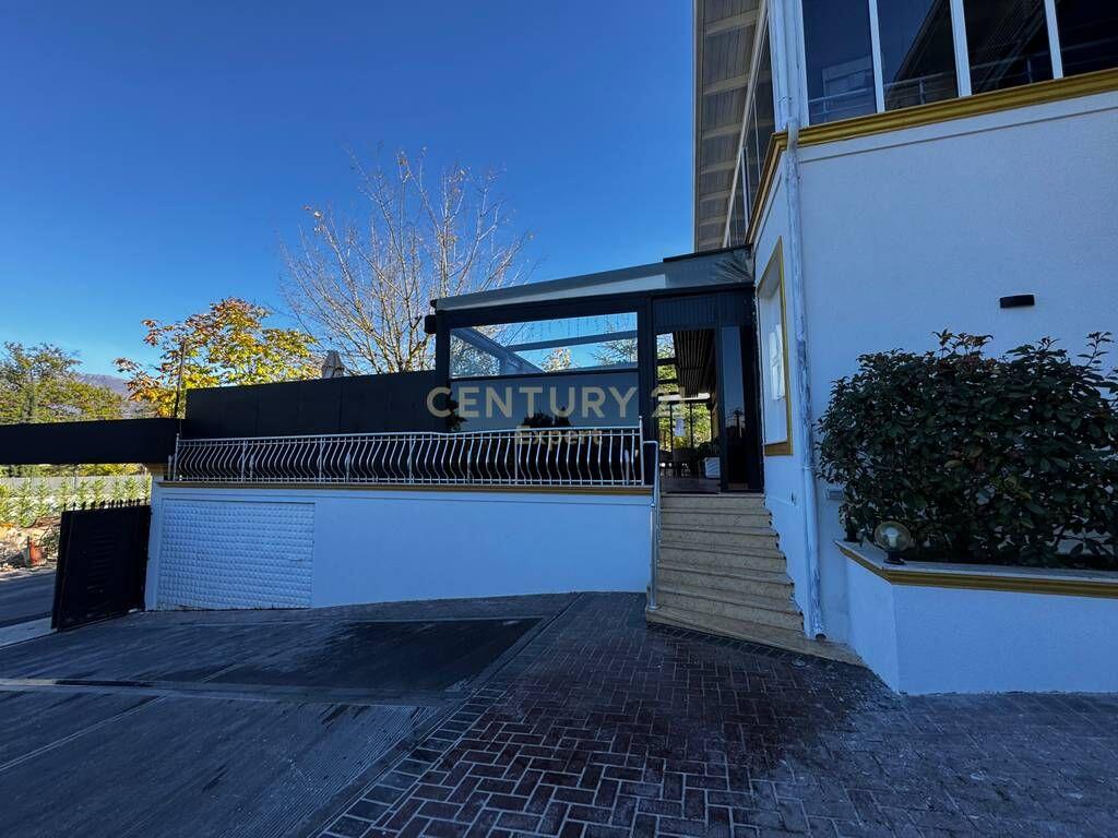 FOR RENT HOTEL BAR RESTAURANT!
