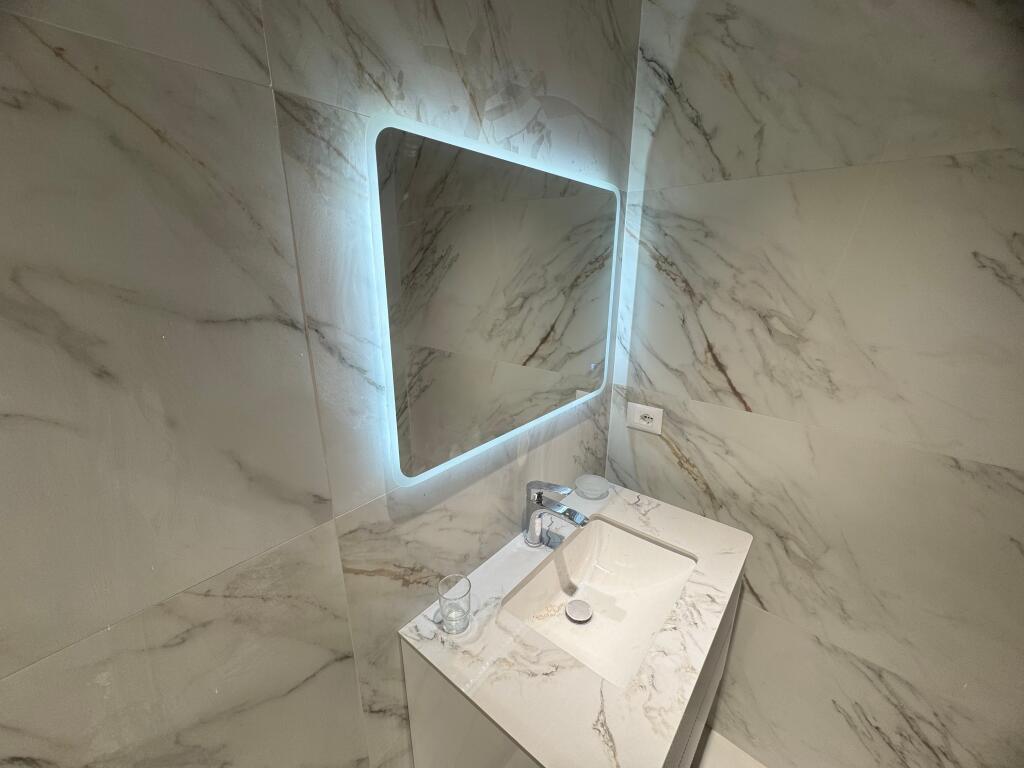 Apartament 1+1 me qira në Selitë, pranë Universitetit “Barleti” –  