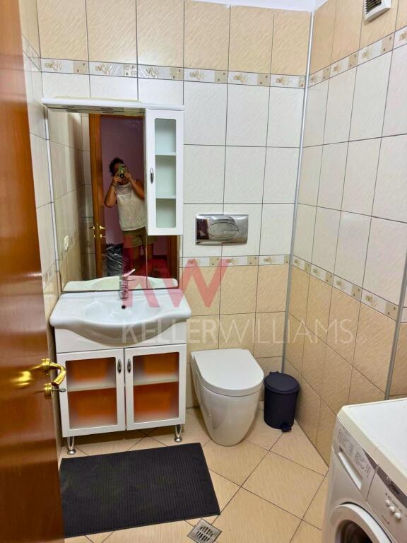 Apartament 2+1 me qera zone qendrore Vlore