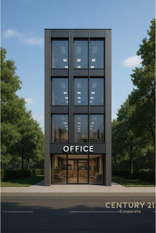 WE SELL A 4-STORY COMMERCIAL BUILDING IN THE CENTER OF XHAMLLIK 1,360,000 €