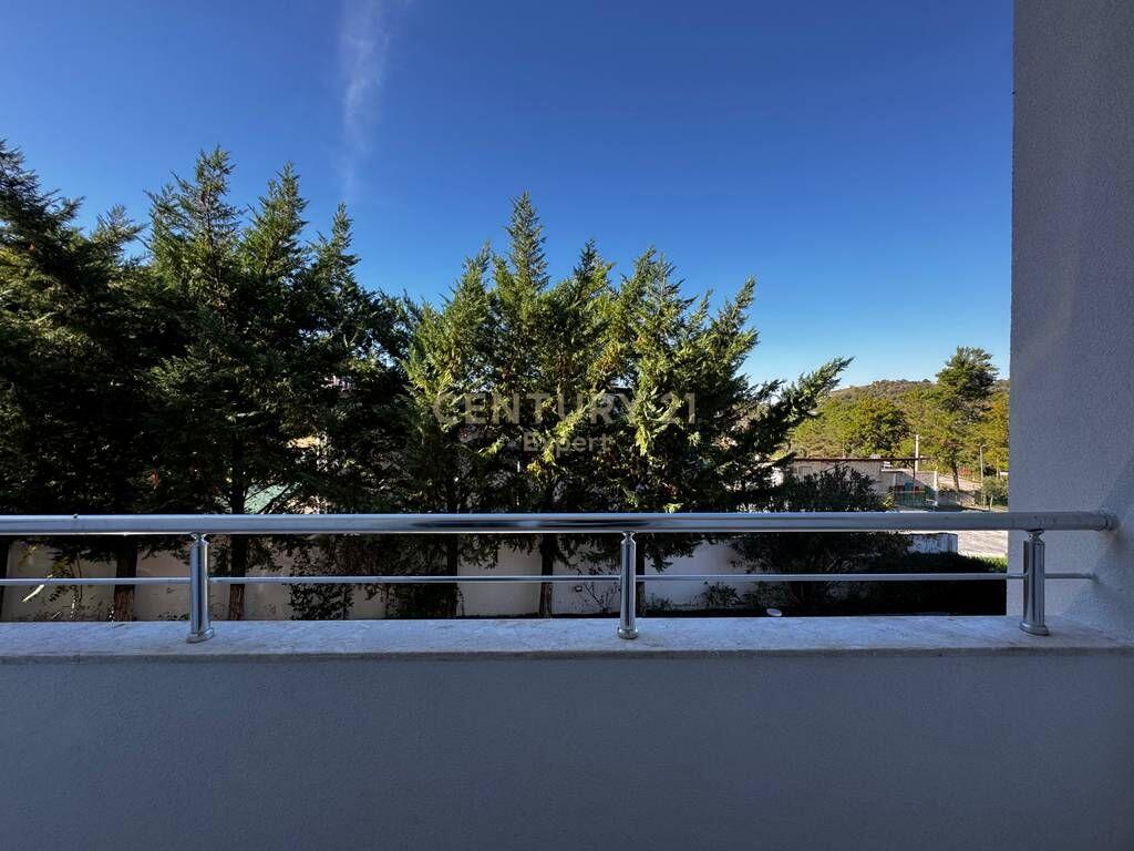 FOR RENT HOTEL BAR RESTAURANT!
