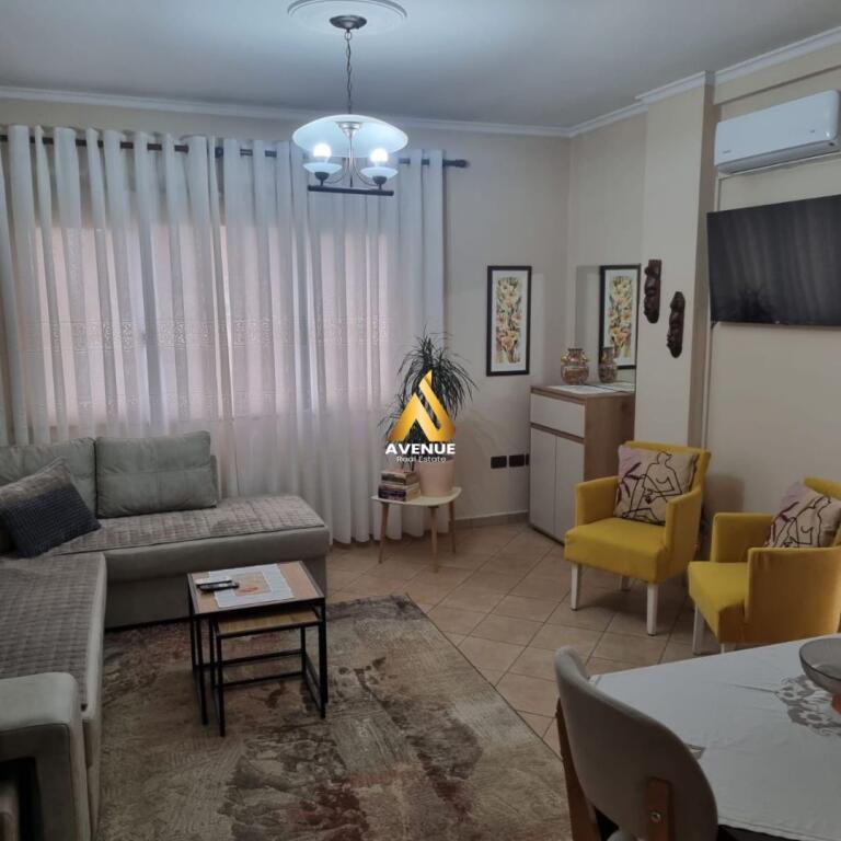 Jepet me qira apartament 1+1 – Petro Nini Luarasi, Ali Demi, Tiranë