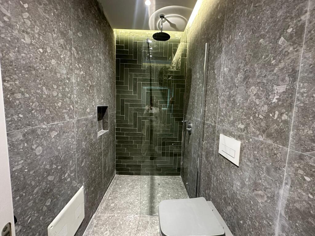 2+1 Apartment for rent near the Zoo!