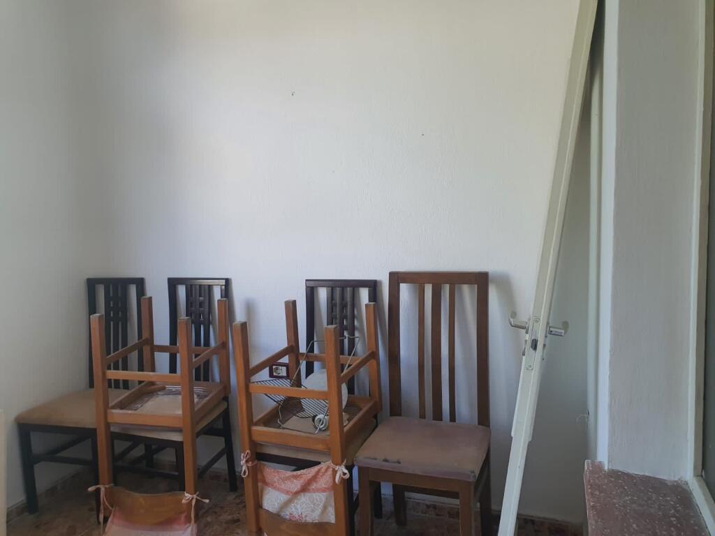 2+1, existing furnished apartment, on Durres road price 350 thousand lek