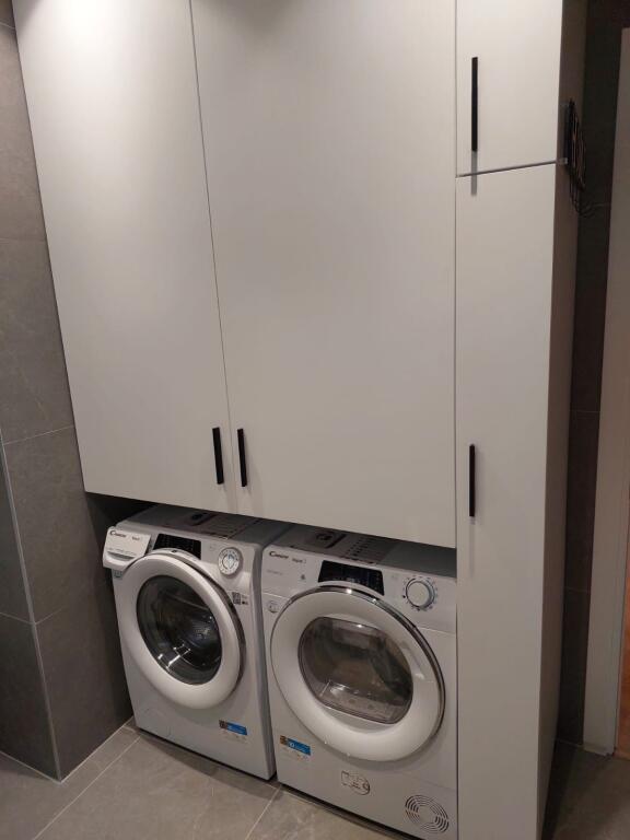 Jepet me qira apartament modern 2+1 në Rrugën e Elbasanit!