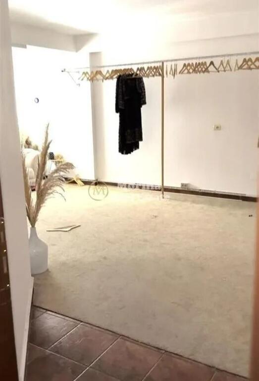 Ambjent biznesi.”Bulevardi Gjergj Fishta” 800 Euro/Muaj