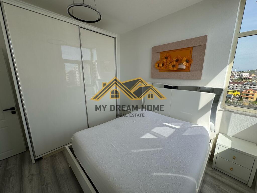 Shitet Apartament 1+1 në Plazh Iliria, Durrës!