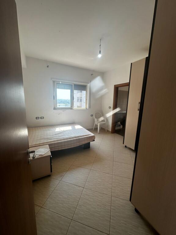 JEPET APARTAMENT ME QERA 3+1+2 TE UJESJELLSI DURRES