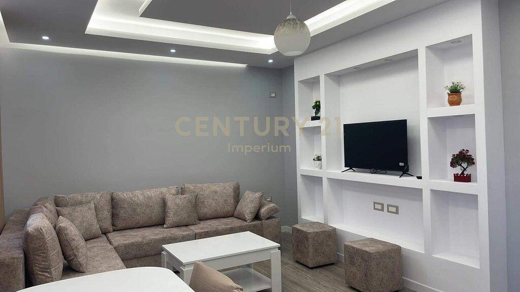 Shtepi Private për Qira në Golem 600 € /Muaj