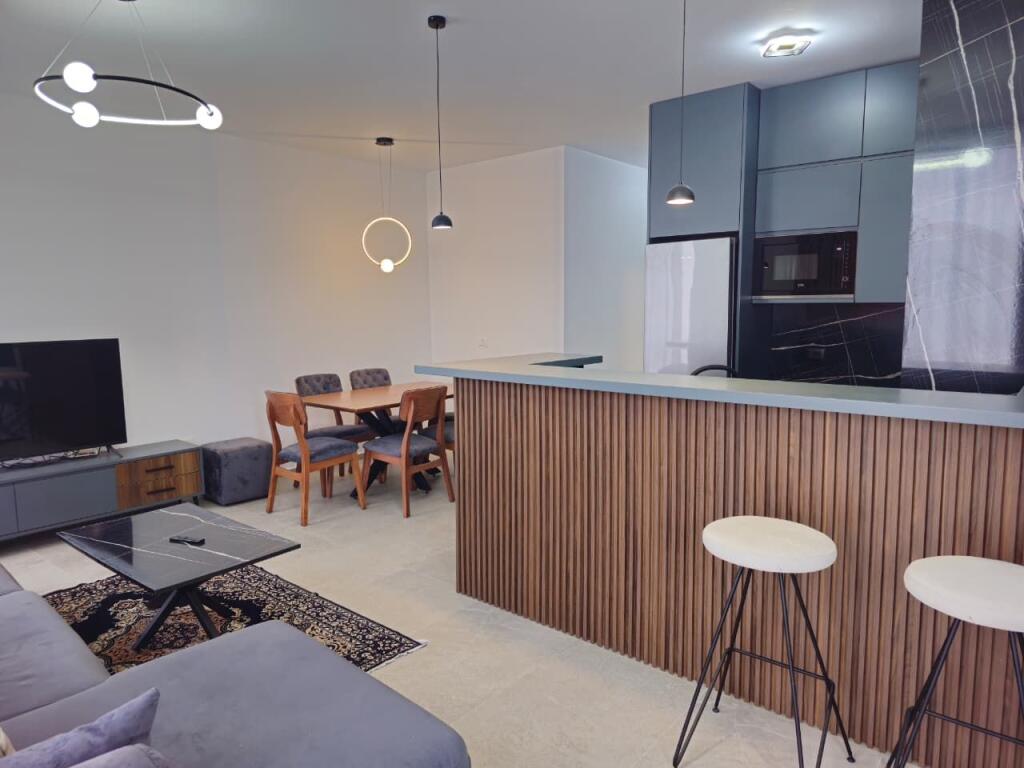 APARTAMENT 2+1 PER QERA TEK LIQENI I THATE