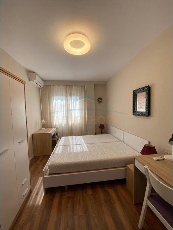 Apartament me qera 2+1+2 , Rruga Mine Peza , Tirane