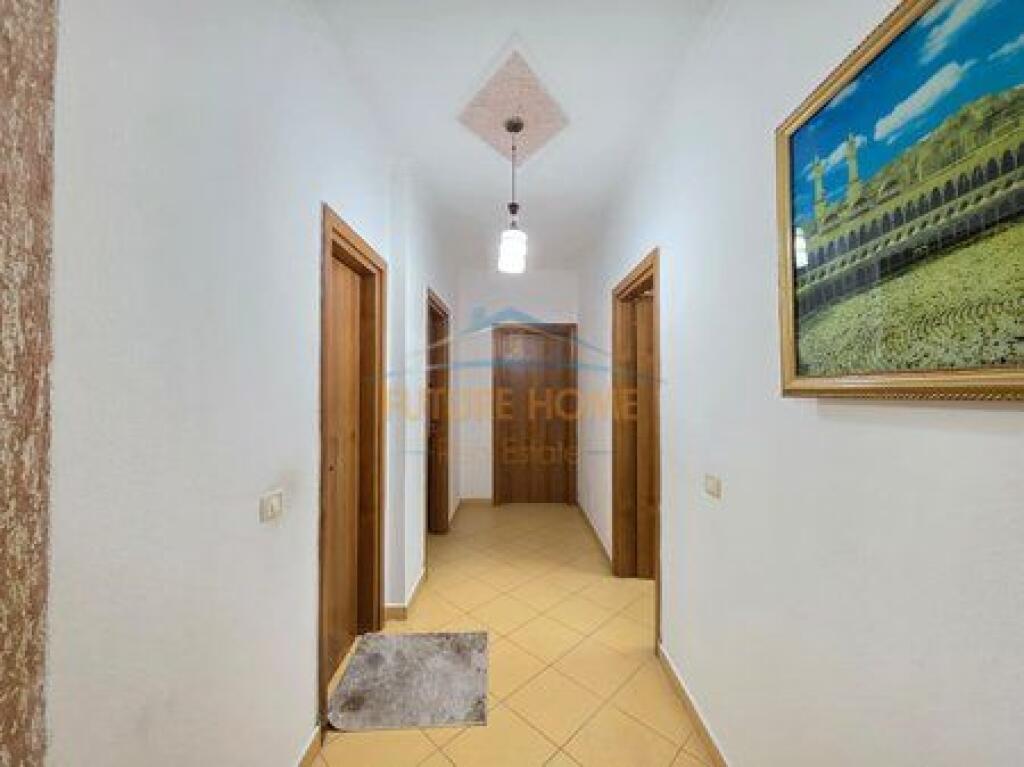 Affitto, Appartamento 2+1 a Yzberisht!