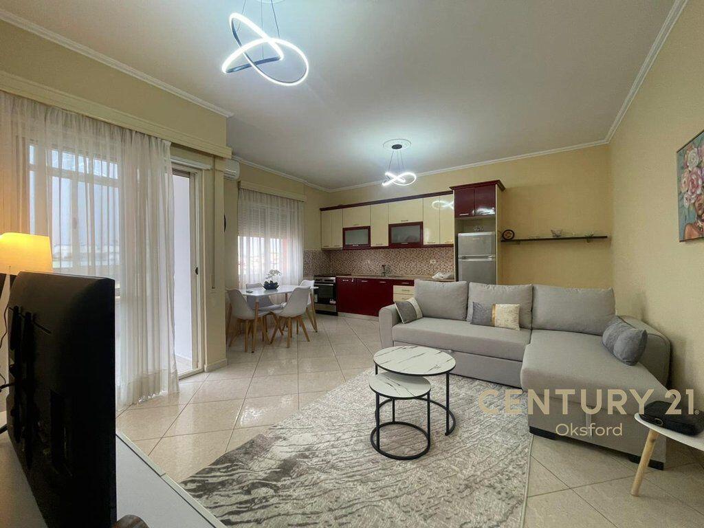 PER QIRA,KODRA E DIELLIT APARTAMENT 1+1 ME VERAND