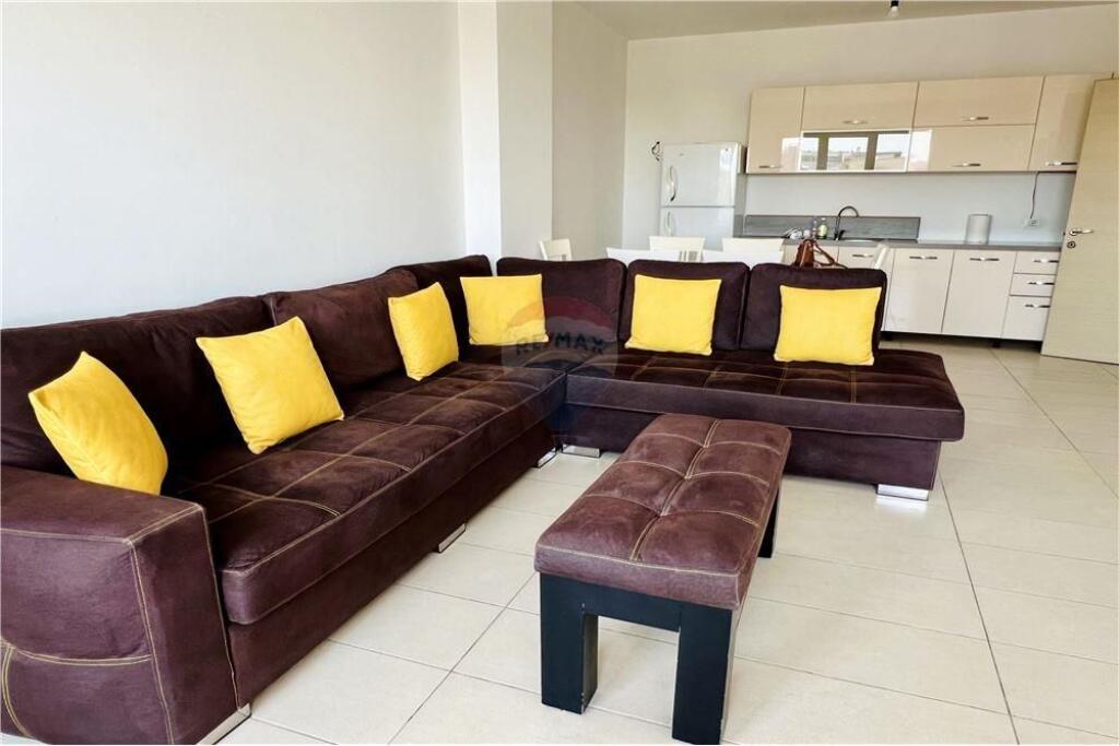 Appartamento 1+1 in affitto vicino alla Rotonda di Kinostudios, Tirana