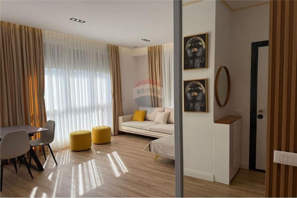 Apartament - Për Qira - Grand Park Rezidencë, Tiranë