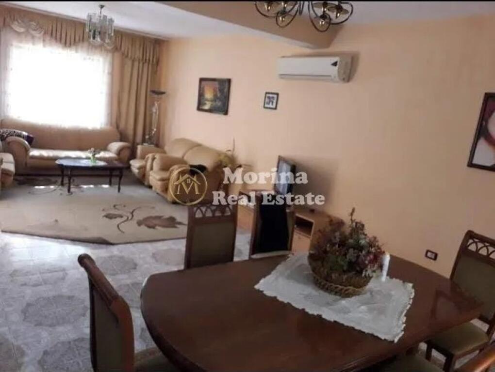 Affitto, Villa su 3 piani, Don Bosko, 2.000Euro/Mese.